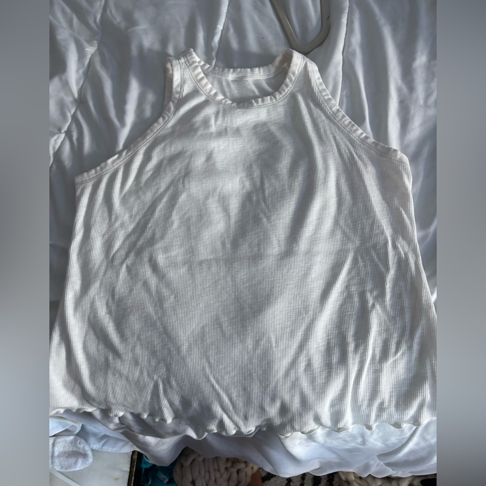 Old navy white shirt